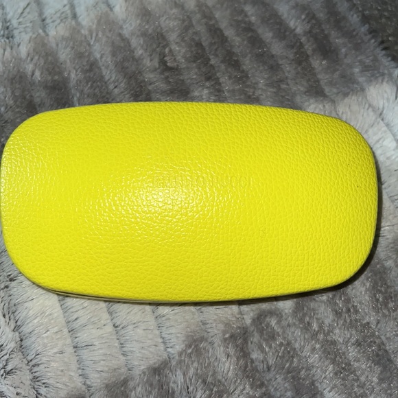 Emilio Pucci Sunglasses - Picture 4 of 6